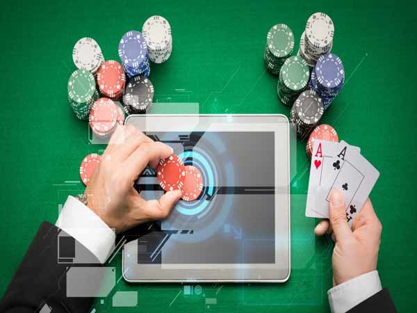 Tiết lộ các cách kiếm tiền từ cờ bạc online thu về hơn trăm triệu/ tháng