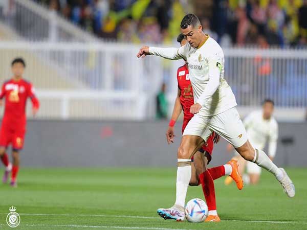 Đôi nét về siêu sao bóng đá Bồ Đào Nha Ronaldo
