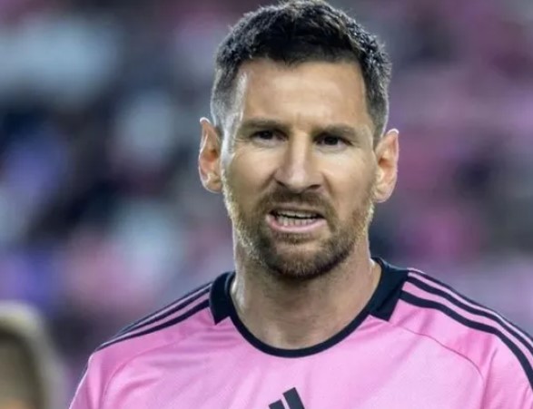 Chủ tịch Barca bị tố phản bội Messi