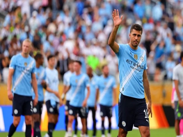 Tin BĐ: Rodri vẫn là trái tim tái sinh của Man City