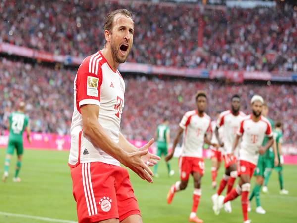 Tin Bayern: Harry Kane tỏa sáng giúp Bayern đánh bại Dortmund