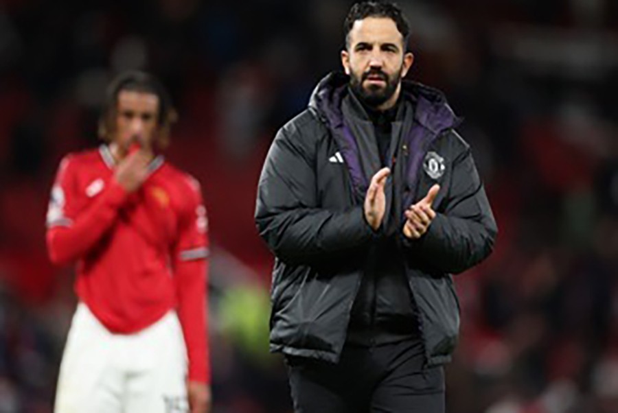 Bruno Fernandes thủ lĩnh không im lặng và câu nói đùa đầy ẩn ý của Amorim