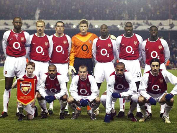 đội hình Arsenal năm 2004 đội hình Arsenal năm 2004